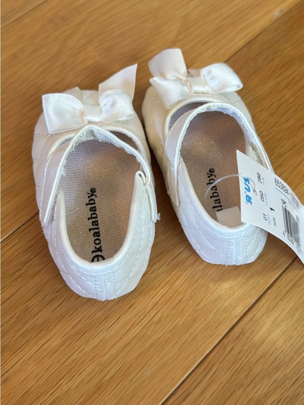 Baby Girl Quilted Bow Mary Jane Shoes - White